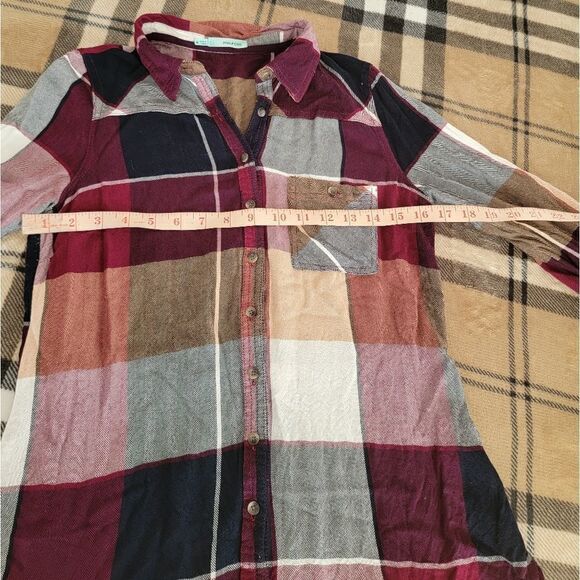 Maunces shirt  - Picture 6 of 8